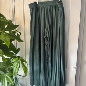 Universal Standard Wide Leg Gauchos in Teal